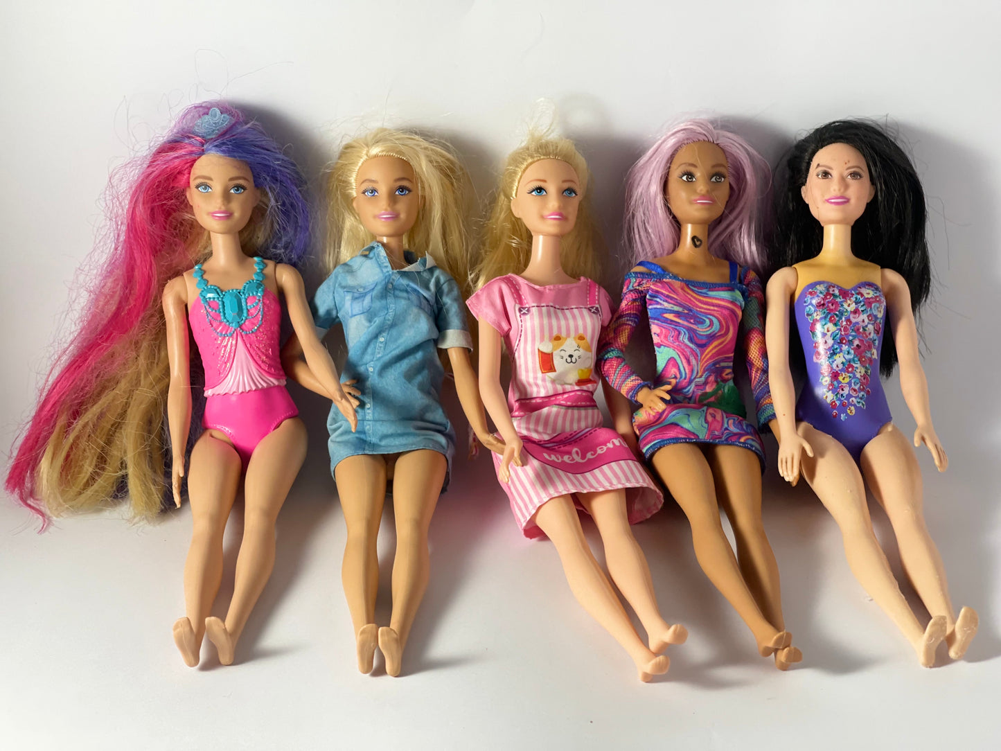 Stylish and Adorable Doll Set for Endless Fun (Set of 5 Dolls)